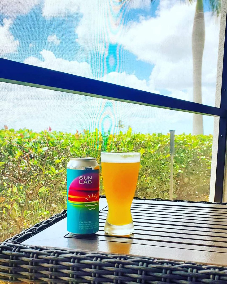crashmusic7's tweet photo. Sunday funday with a Sun Lab IPA. Felt like the right brew to grab for this sunny, Naples Sunday. Nice citrus hint at the start that mellows the bitterness pretty well #SunLabBrewing #ImZonin https://t.co/eEFMEDXUTZ