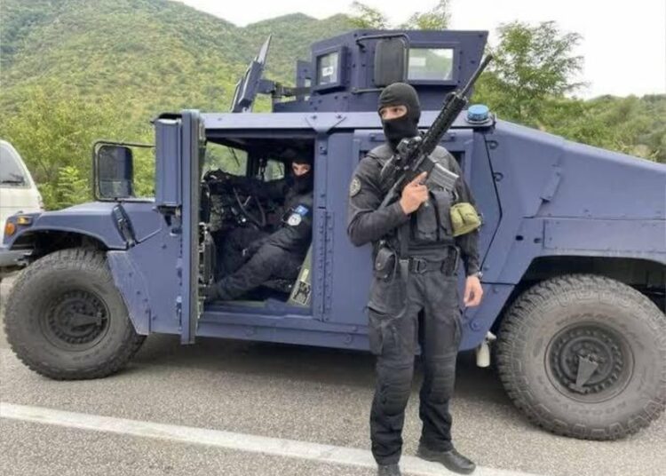 🔴 ÚLTIMA HORA | Reportan escalada militar entre Kosovo y Serbia ecsaharaui.com/2022/07/report…