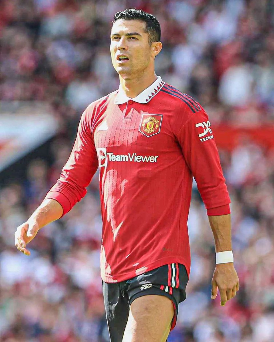 433's tweet photo. 👊 @Cristiano is back 🔴 https://t.co/Zm0aOTr2Sp