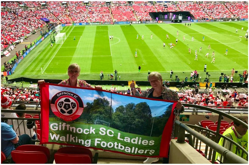 GscWalking's tweet photo. Great to see @ka_HSPO and Babs having a ball at #WEURO2022 
Any other teams with their Walking Football Flags in the crowd?

#fitbadaft
@Giffnock_SC 
@ScotWFootball 
@WalkingFootScot https://t.co/cE6B0Wi5j6