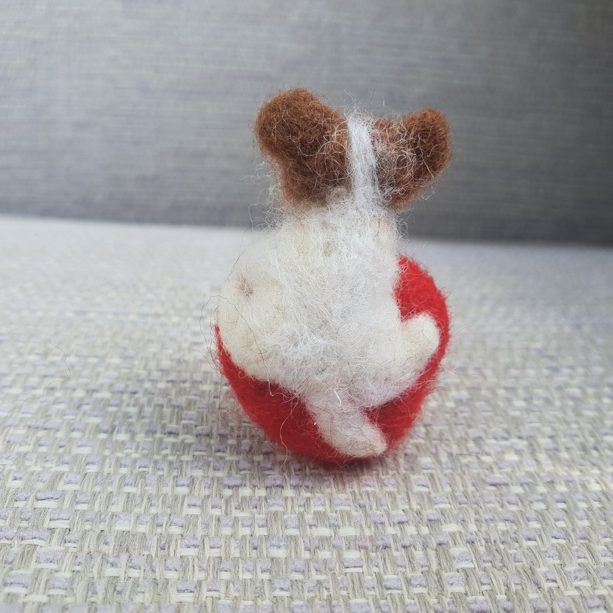 Hello!
This little miniature Jack Russell peeping over a heart would make the sweetest gift idea for a Dog lover. The back is just as cute as the front don’t you think? 😄
Thank you 😊❤️🐾
etsy.me/3Q75pCN
#dogsoftwitter #DogsOnTwitter #etsy #jackrussell