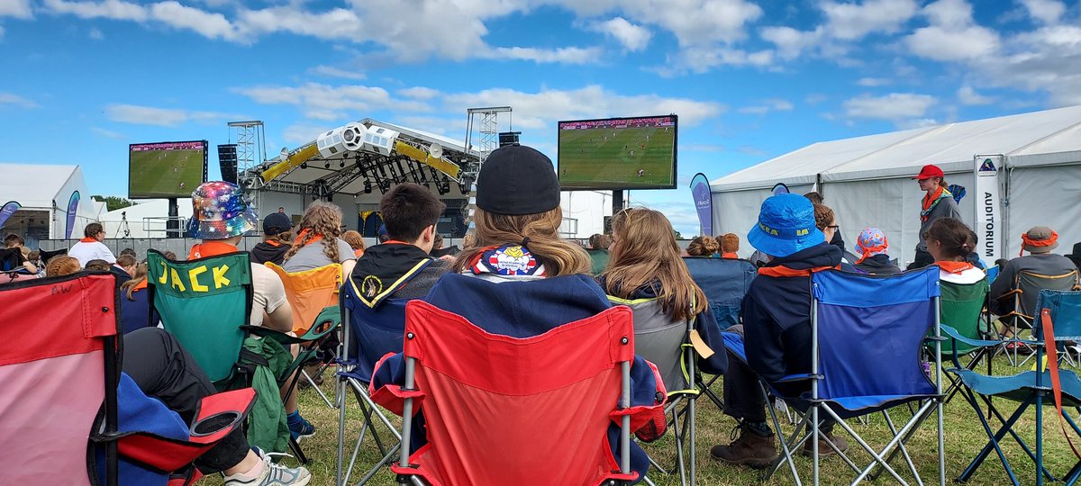 CarolFrain's tweet photo. Watching with 1000s Scouts and guides @Chamboree @Lionesses Come on England🏴󠁧󠁢󠁥󠁮󠁧󠁿🦁 https://t.co/fewAzgDbHJ