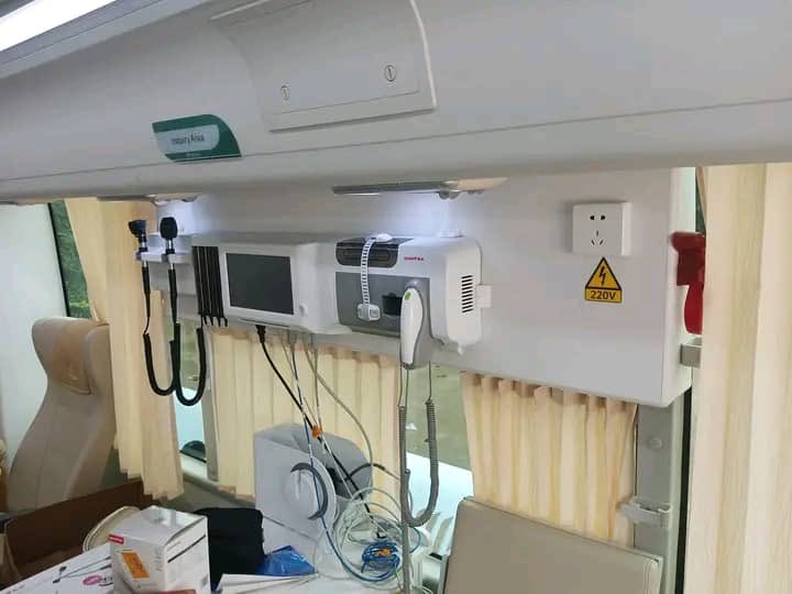 DembyAustin's tweet photo. Taking quality healthcare to the people of SL: Hospital-On-wheels Initiative. Buses &amp; staff hit the road today initially stopping at W. Urban, W. Rural, Bo, and Port Loko. 1st phase through Dec. 1 wk in field, return to base for a wk to replenish. Thank you ⁦@PresidentBio⁩ https://t.co/D0M2fTMeUp