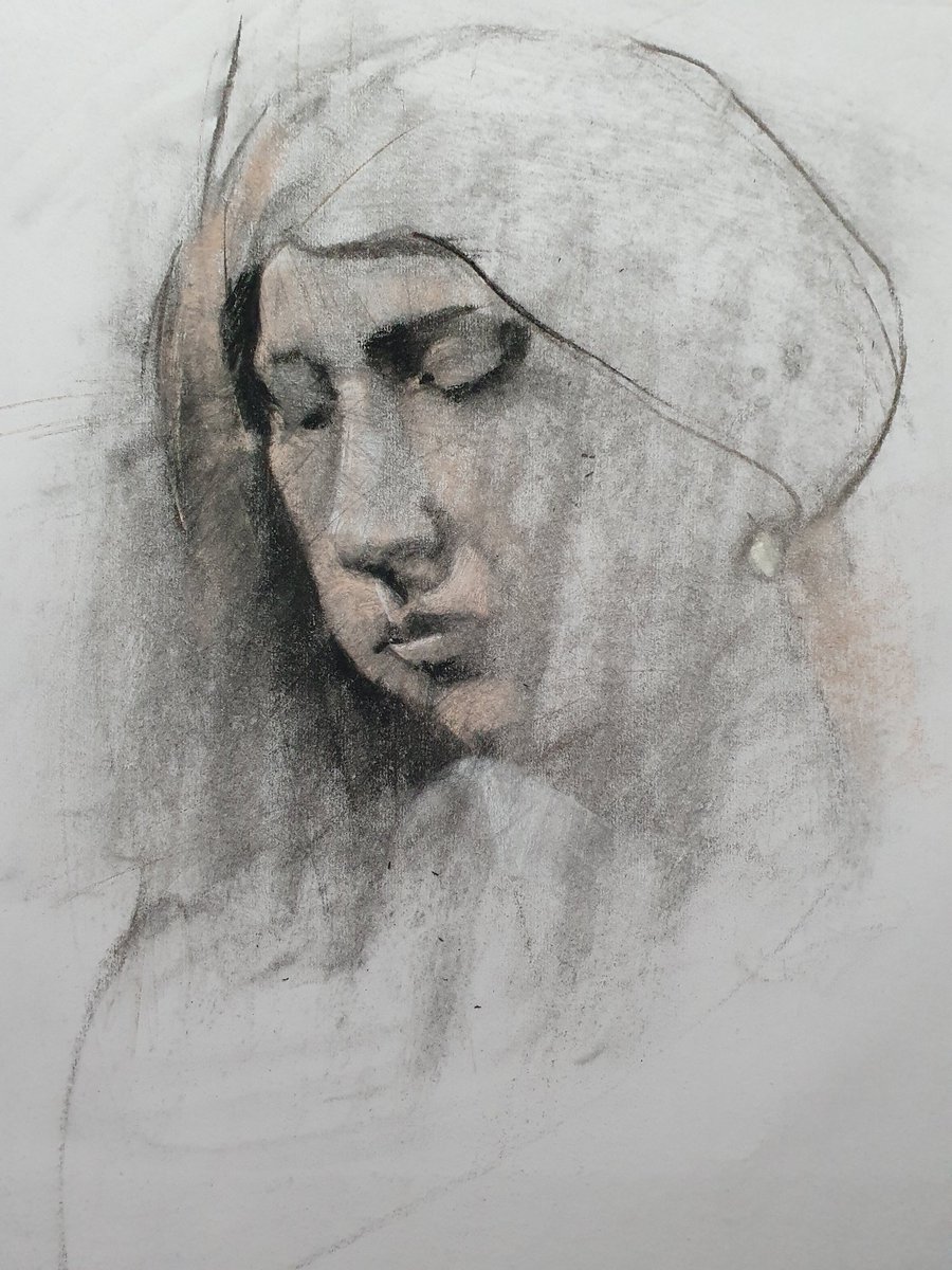 Any opportunity to capture an intriguing face....
#portrait #faces #drawings #heids #markmaking