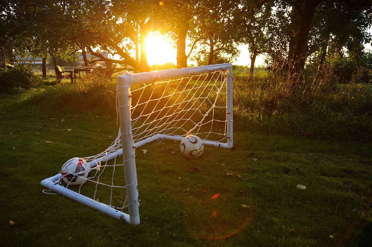 Good Luck Tonight!!! Starke EM!!! England gegen Deutschland im Londoner Wembley jetzt #live im heimischen #em2022 Studio via #ARD  #Fussball #Team  #Deutschland Mitfiebern!