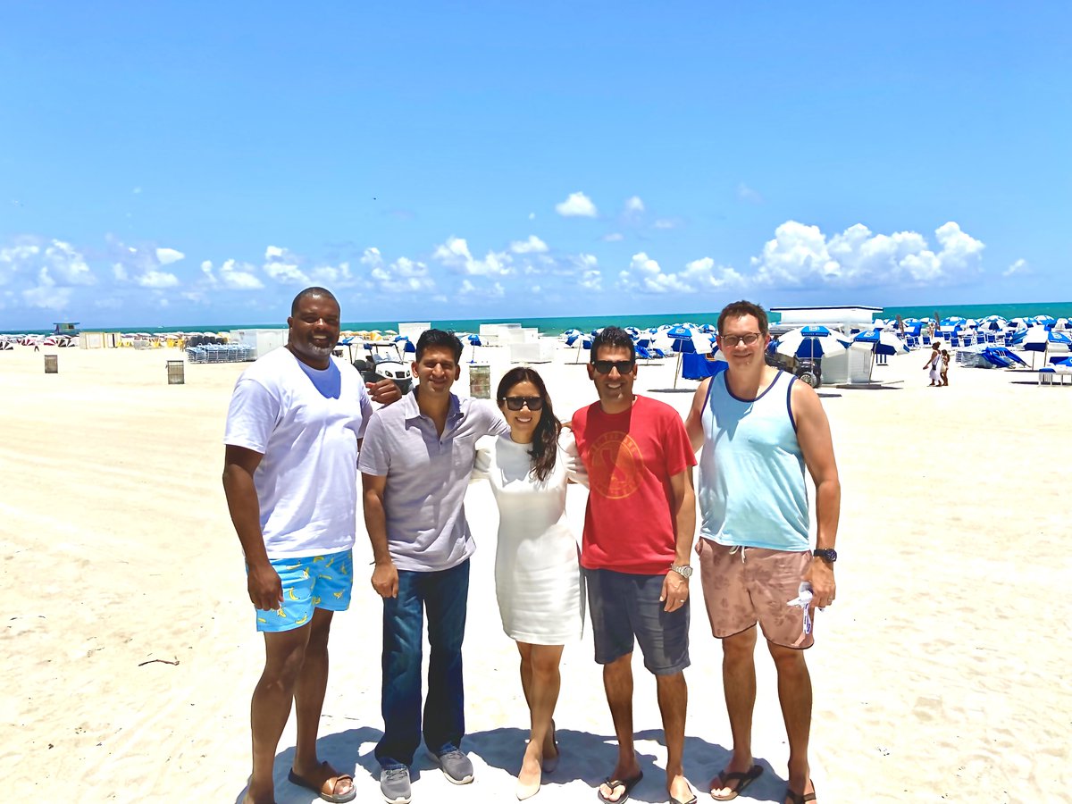 AmRhinoSociety's tweet photo. Thanks to everyone who made it out to Miami for #ARS2022SSS — now it’s time to pass the torch to a new group of course directors and start preparing for #ARS2023SSS in LAS VEGAS! Travel home safe everyone! https://t.co/l7QcxQzI96