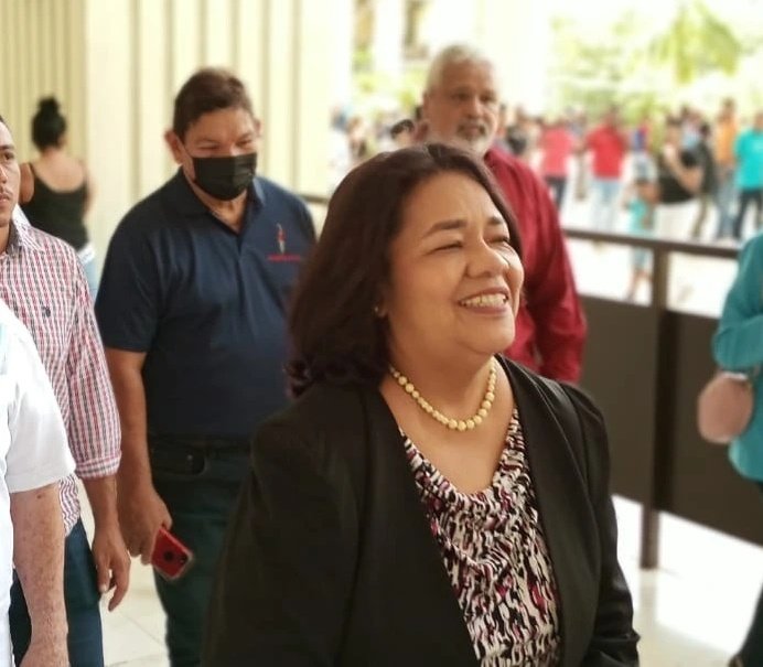 conusi21's tweet photo. Extendemos nuestros saludos a la candidatura de la profesora @MaribelGordonC_ por la libre postulación
La clase trabajadora panameña la vamos acompañar 
Es nuestra opción correcta https://t.co/L8fFMirRLK