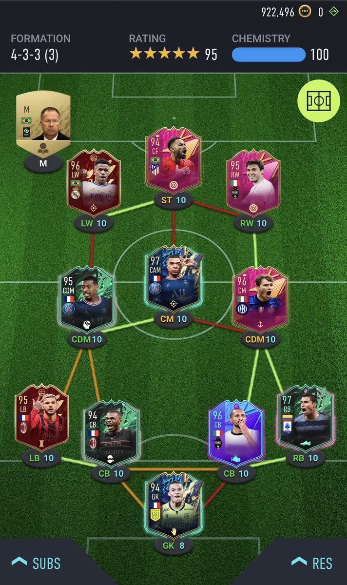 ganeesan7's tweet photo. 14W - 6L for the first time in WL using this two team. (Rank IV) 🥰🥰 #FIFA22 https://t.co/yGpcrQFeUV
