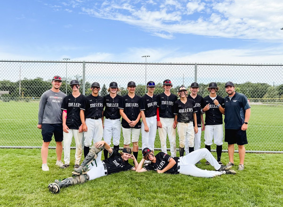 pitch2pitch's tweet photo. 15U Hoffmann silver bracket champions ‼️⚾️😏 https://t.co/ljRhpaI3aN