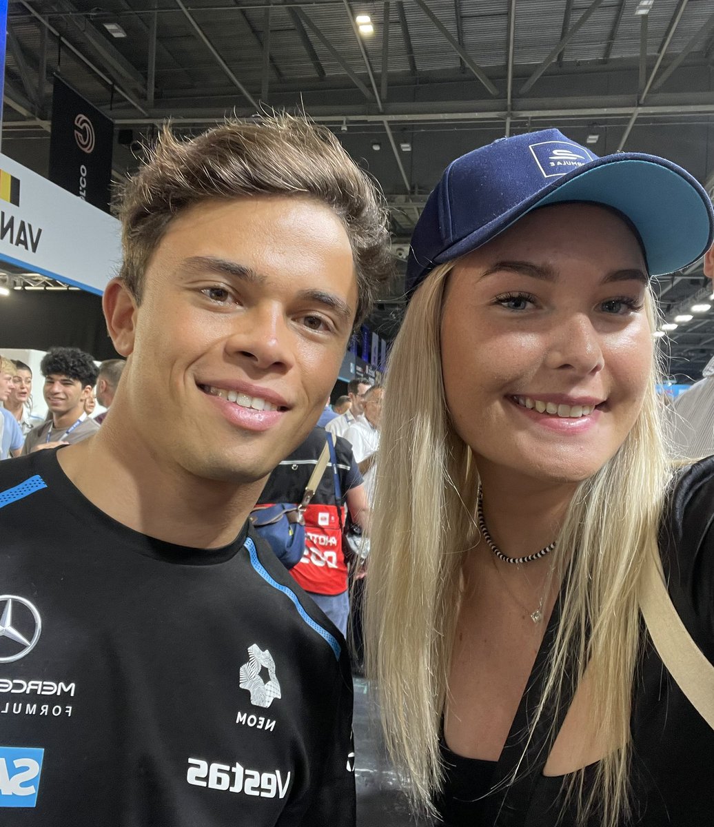 xmaddyleigh's tweet photo. 💙💙@nyckdevries https://t.co/Km2uyVxsop