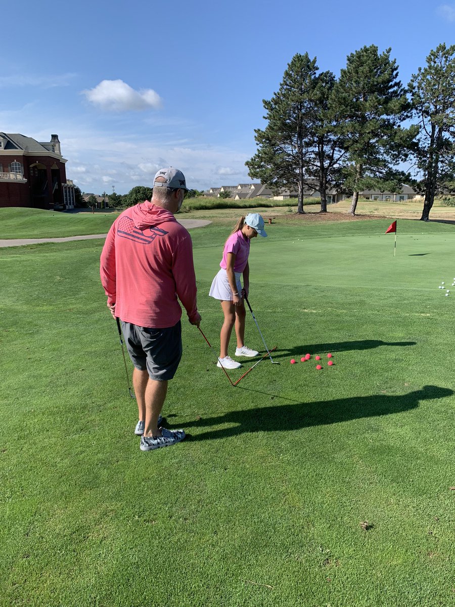 jamesdjimmer's tweet photo. Learning better and new mechanics from @joshwcc and getting ready for the next stage of @DriveChipPutt and our @uskidsgolf fall season #reesechristenson #girlsgolf #golfgirls #juniorgolfer #uskidsgolf #drivechipandputt https://t.co/yASCRQJG2S