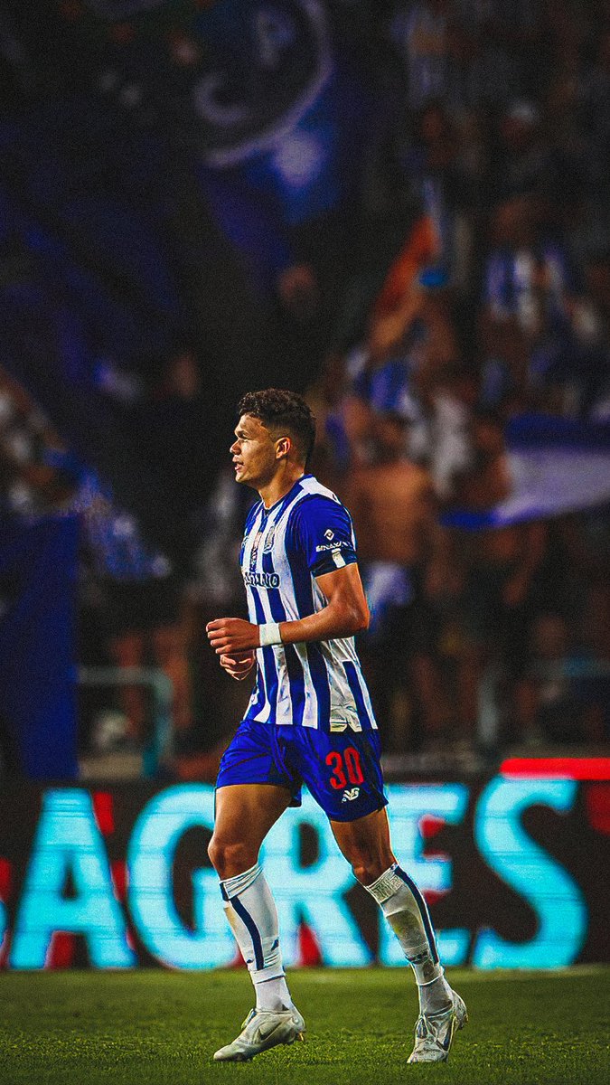 hydre21's tweet photo. Supertaça 
FC Porto 3-0 Tondela https://t.co/9q1HrqdzsD