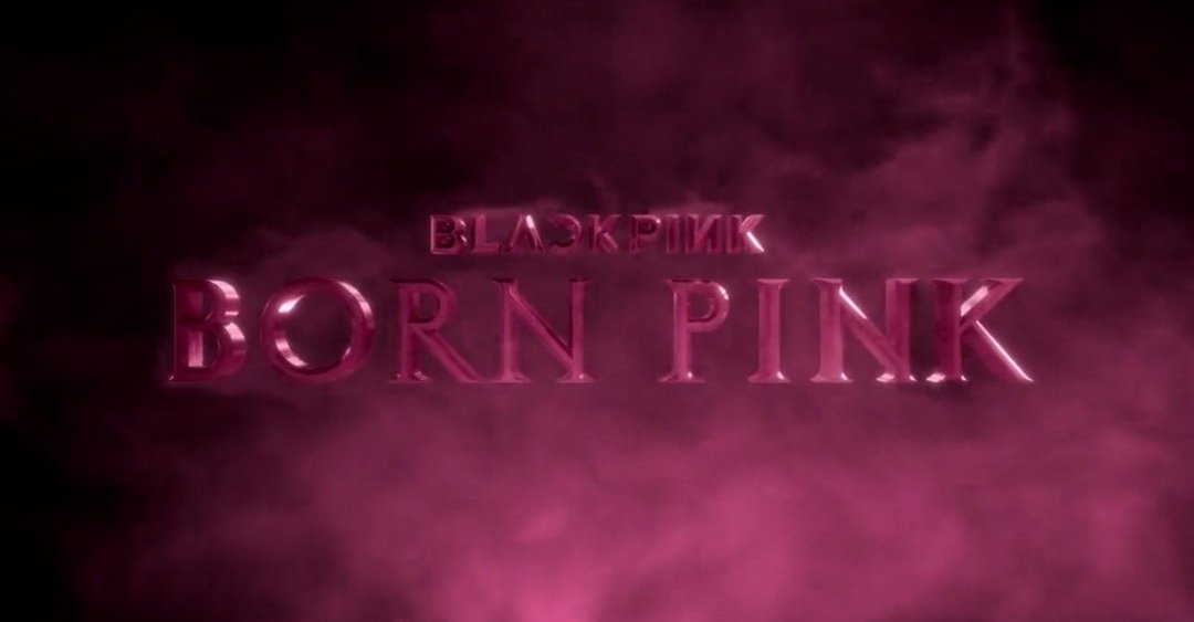 LENAYMISIM's tweet photo. SUAN ELİM AYAGİM TİTRİYOR SANKİ HAYATİM BOYUNCA BU ANİ BEKLEMİSİM GİBİ HİSSEDİYORUM SAKA GİBİ #bornpink #BLACKPINKCOMEBACK #bpcb https://t.co/emqwDANIzL