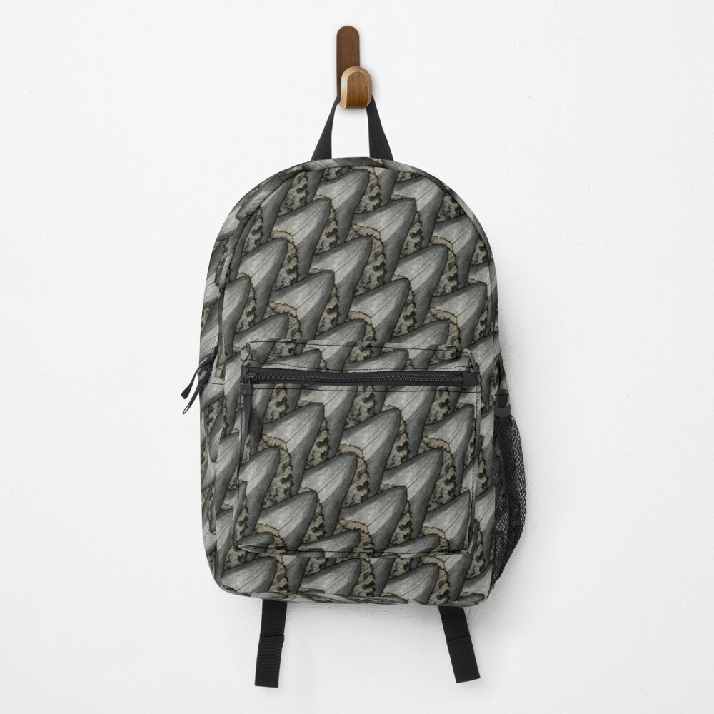 Spent the last bit of #sharkweek working on this design.  Thought it looked pretty cool on the backpack.  Perfect for #BacktoSchool or #fossilhunting!

redbubble.com/i/backpack/Tee…