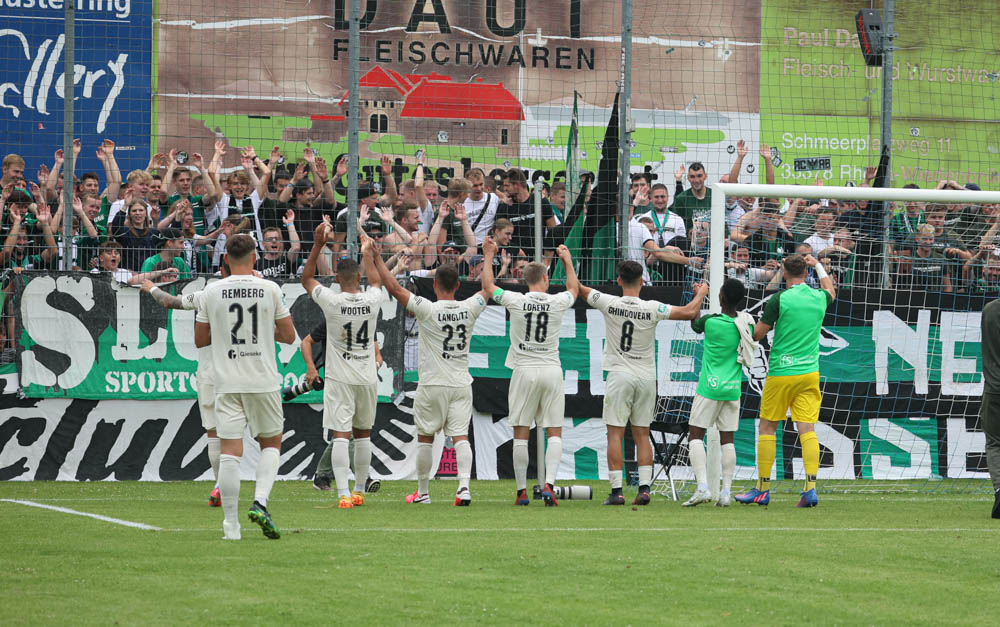 100ProzentSCP's tweet photo. Es war das erwartete "Kackspiel", aber diesmal war der @preussen06 das erwachsenere Team - und hat in Wiedenbrück gewonnen. 
https://t.co/0pTKL8Q9p9 #SCWSCP https://t.co/m39xHfqHuG