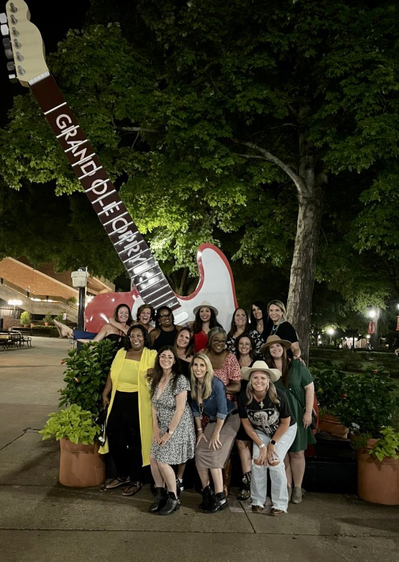 jlo731's tweet photo. Such a great way to celebrate a birthday! 🎉#NashBash was a BLAST!! 💖 Thank you @Rdene915 for organizing such a fun event with so many amazing #edtech women!!! 🙌
#Jenal https://t.co/GGnbI6j56n