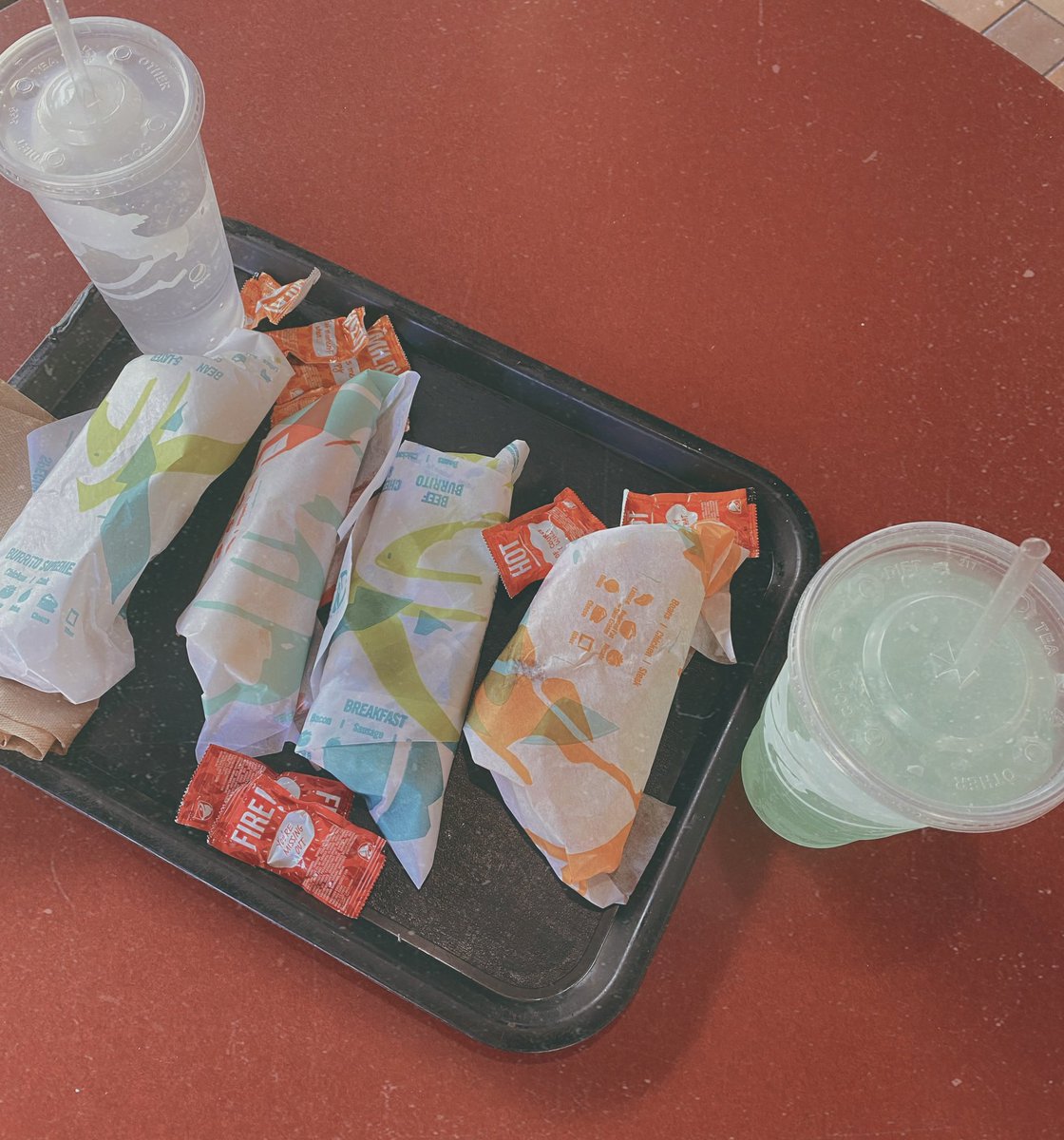 eeasymac's tweet photo. .@tacobell sponsor me https://t.co/jHihojMcUq