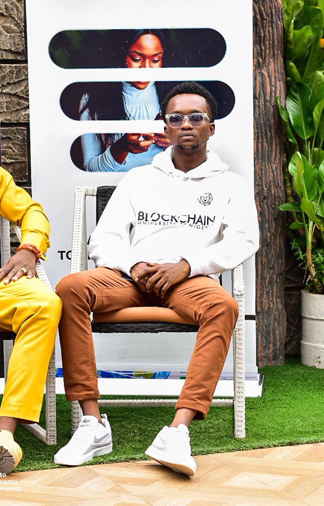 Hello 👋🏾 

I’m Alvan, 

I’m a FullStack Web Developer, Crypto Trader, Tutor, Analyst and Blockchain Enthusiast.

I’m opened to opportunities in the following stacks where I’m proficient in. ⚡️