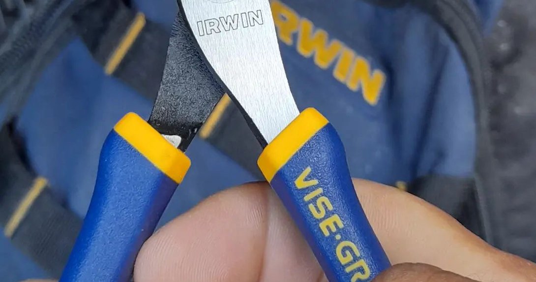 IRWINtools's tweet photo. #VISEGRIP Pliers? Got ‘em in the bag. 

What #IRWINTools do you bring with you on the jobsite?

 📷 : split_ilha https://t.co/RjpBtCRqW8
