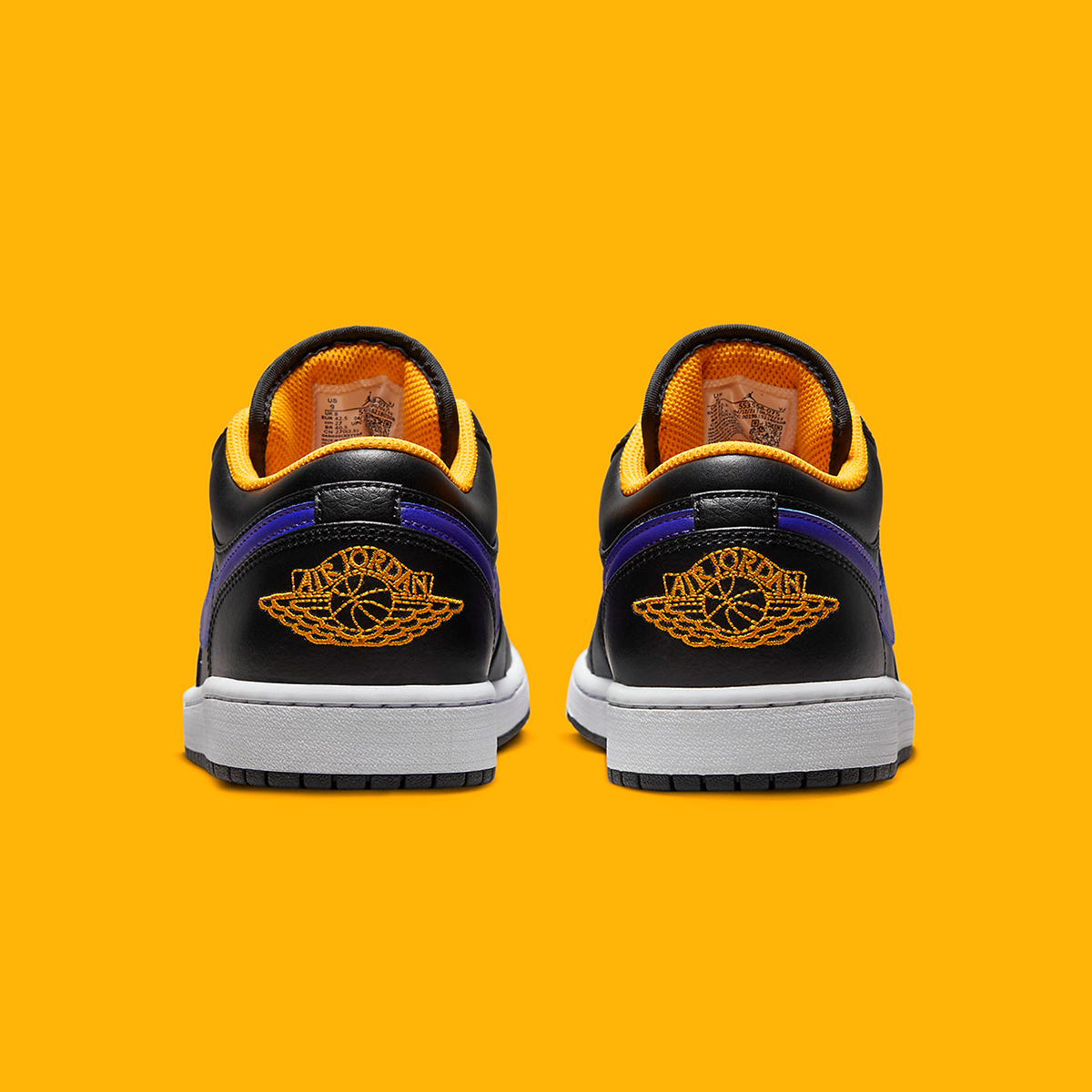 houseofheat's tweet photo. Air Jordan 1 Low “Dark Concord” is Coming Soon

DETAILS: https://t.co/lcOkE1SGRx https://t.co/nHsrAx5xSF
