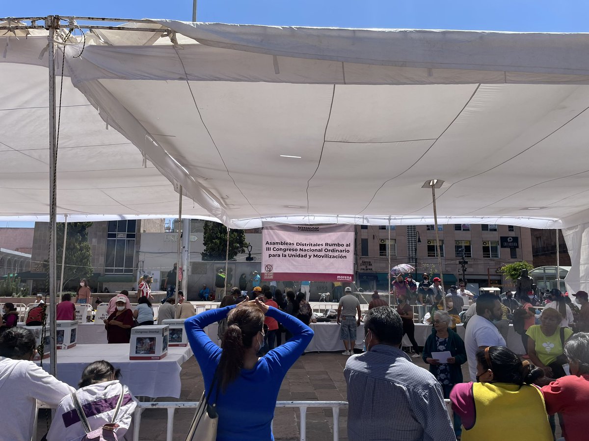 Slp1Morena's tweet photo. Las y los potosinos se suman a las actividades de renovación interna de nuestro Movimiento.

¡#MorenaCrece con #UnidadYMovilización! https://t.co/5Fz7O7hN9P