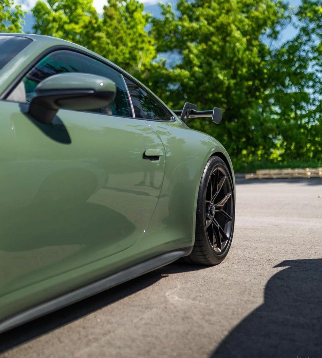 PorscheCIub's tweet photo. Paint-to-Sample Black Olive 992 GT3 https://t.co/vOjqvHTJtW