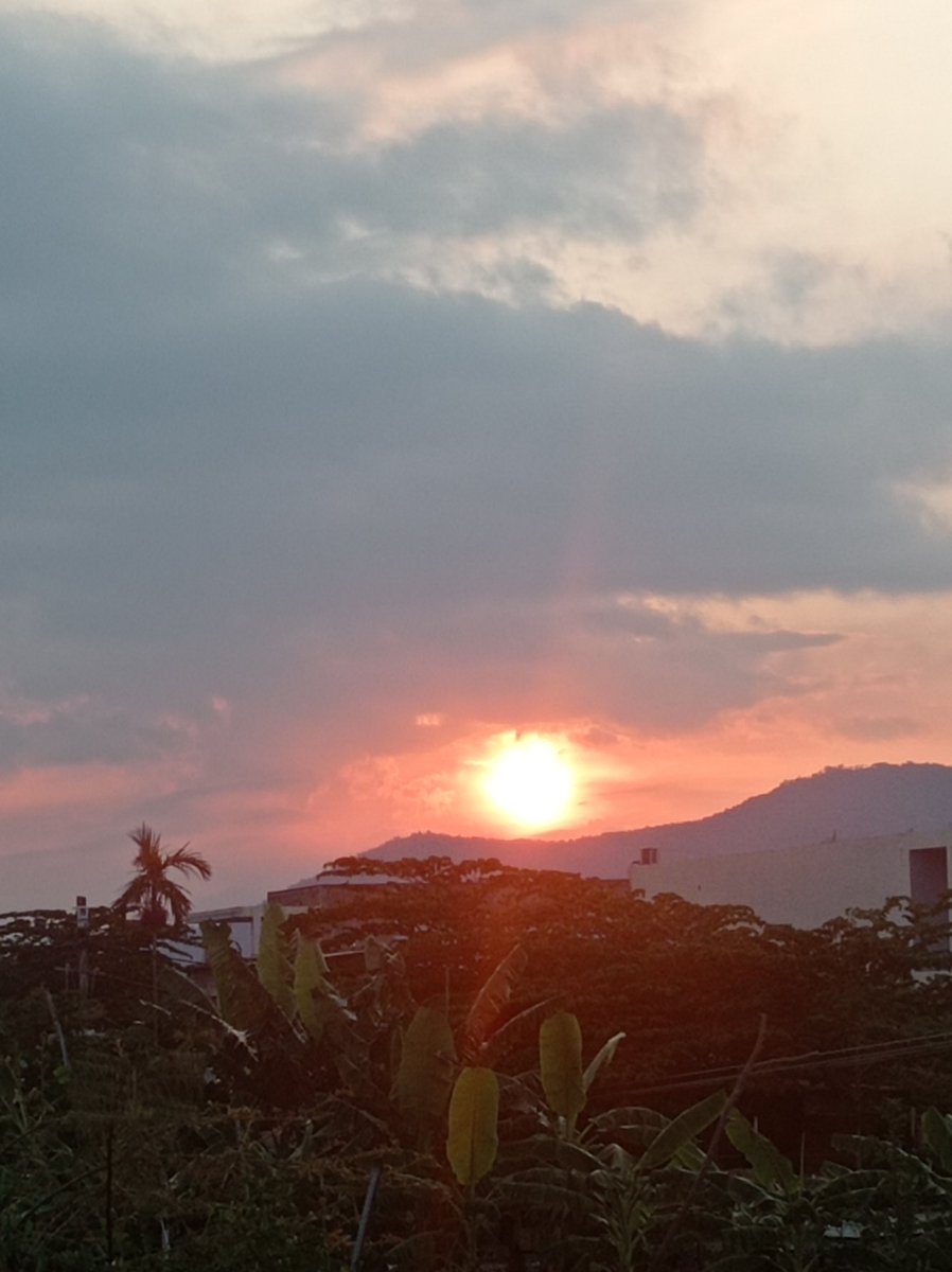 MinHy_00's tweet photo. First day of Aug.2022
#thanks
#alwayswithyou https://t.co/WNX3EOiY46