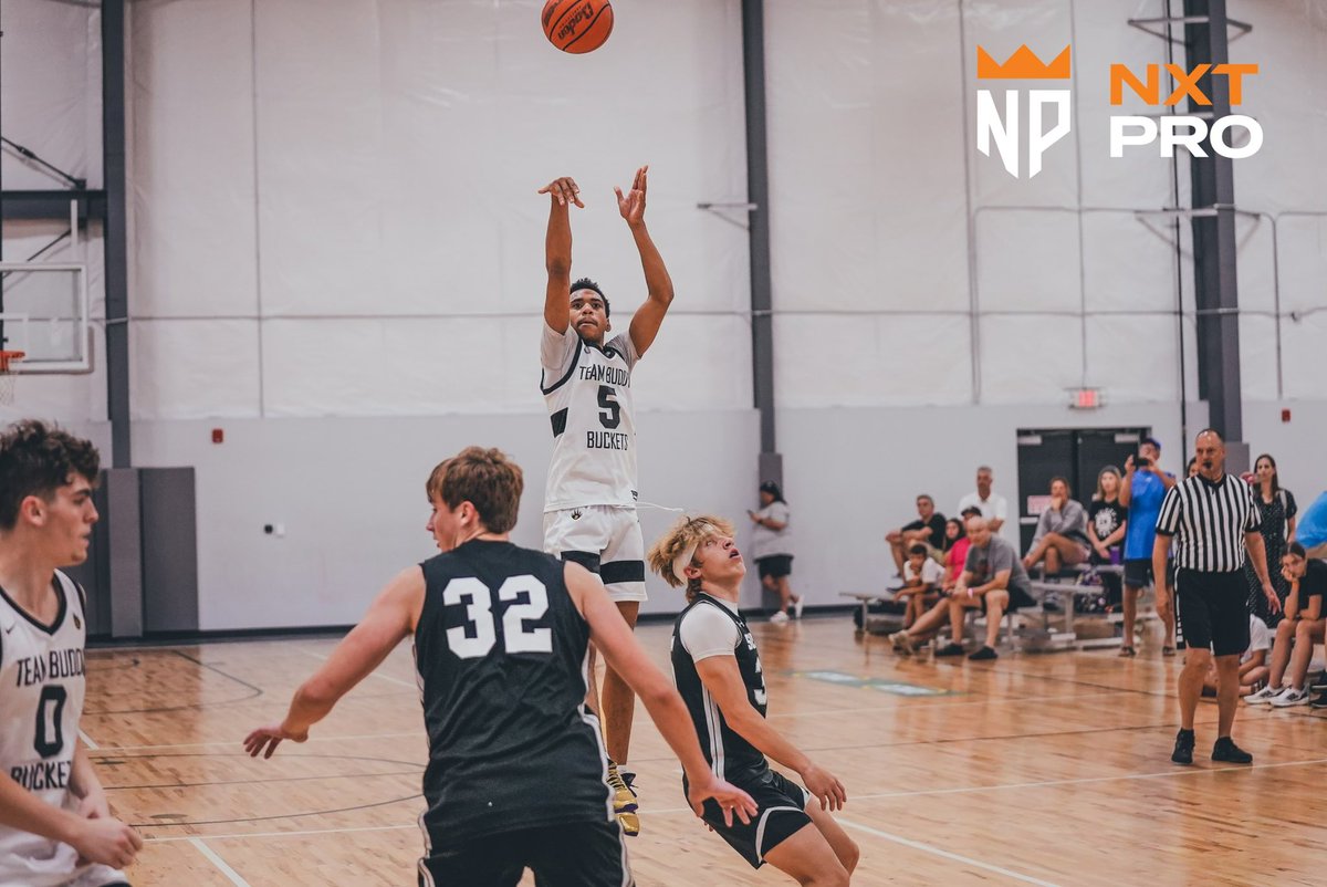 17U: Marcus Zeigler provided excellent scoring off of the shot for Buddy Buckets. He was excellent off of the dribble, where he would often break down defenders before rising up for shots! @MarcusZeigler3 | @BuddyBuckets_KS #NXTPRO