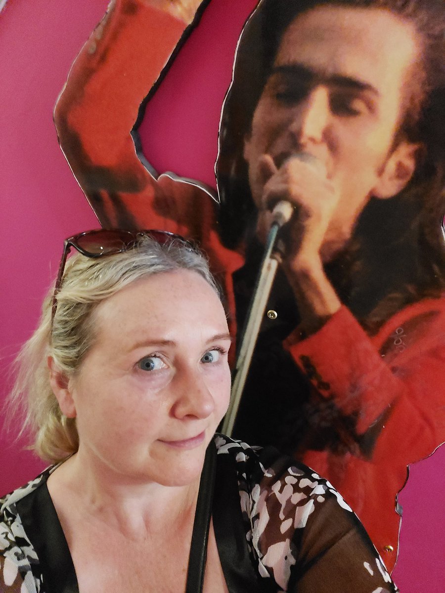 Elainemcnl13🇺🇦 tweet media