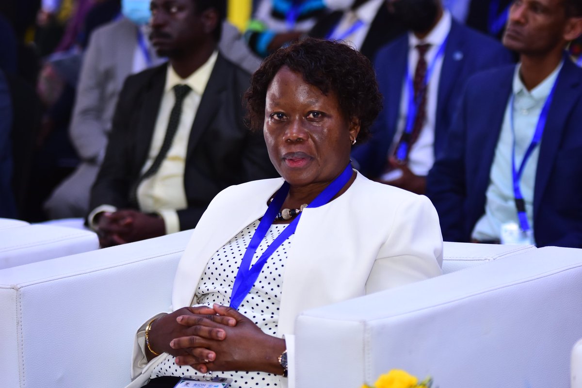 min_waterUg's tweet photo. #MWEworks: The Conference was geared towards developing an integrated approach to climate change induced mobility across the Region. #ClimateChangeMigration 

@KagutaMuseveni @samcheptoris @MamaMabira @okidi64 @IOMRONairobi @MargaretMwebesa @CCD_UG @IOM_Uganda @IAMJUDITHHEARD https://t.co/jTQyGZ8EZL