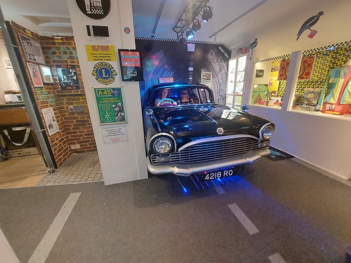 Elainemcnl13🇺🇦 tweet media