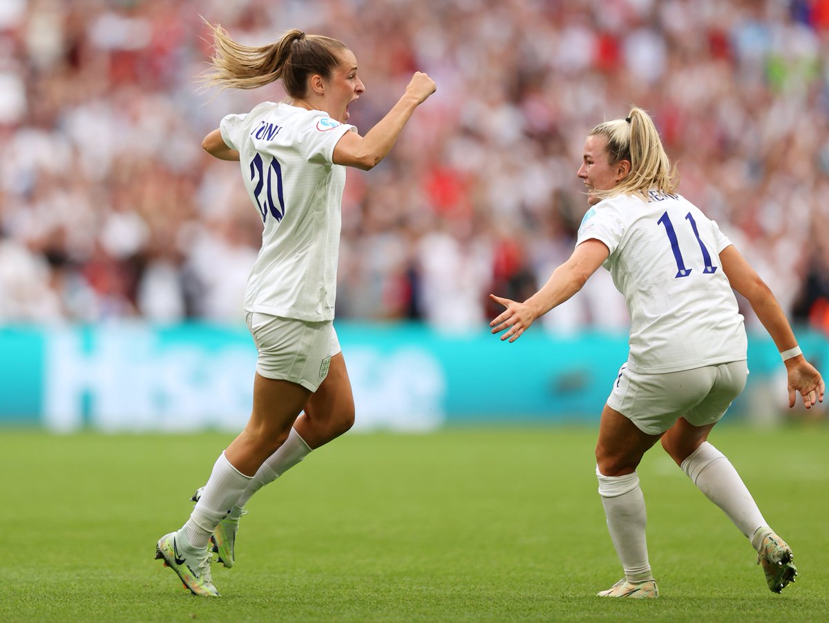England's tweet photo. A magnificent moment at @wembleystadium 🙌

@ellatoone99 puts our @Lionesses 1-0 up against Germany in the #WEURO2022 final! https://t.co/sx4bUXX02Q