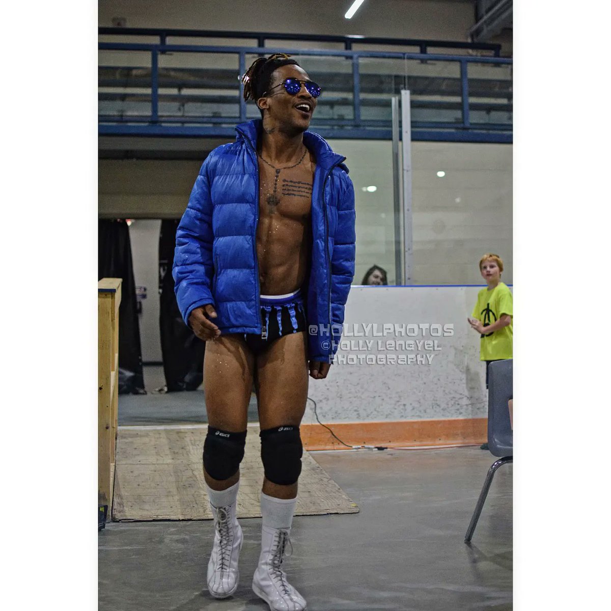 HollyLPhotos's tweet photo. . #funiondayfury #funiondays #chillybrown @PrasharOfficial #jayloon #brettparry @dalekilburn #ethandux #brycehansen
#thedford #funiondays #prowrestling #professionalwrestling #indywrestling #photography #sportsphotography #nikon #hollylengyelphotography #hollyLphotos https://t.co/ZQK5VJHU8C