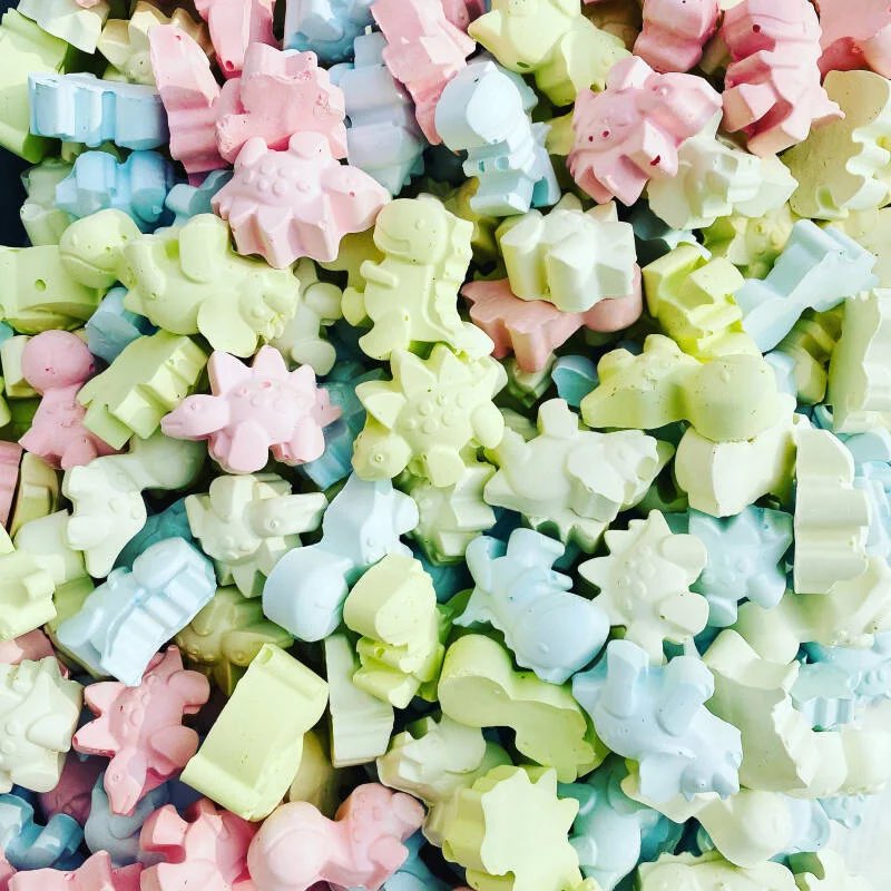 xBiancaa26's tweet photo. • Stoepkrijt! 🥳

~ Deze leuke stoepkrijtjes zijn zowel los te bestellen als een complete traktatie met iets lekkers! 🎁

➡️ https://t.co/Ate5WQXKz8 https://t.co/BBDDGMdPdh