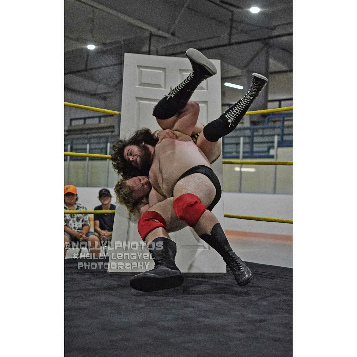 HollyLPhotos's tweet photo. . #funiondayfury #funiondays #chillybrown @PrasharOfficial #jayloon #brettparry @dalekilburn #ethandux #brycehansen
#thedford #funiondays #prowrestling #professionalwrestling #indywrestling #photography #sportsphotography #nikon #hollylengyelphotography #hollyLphotos https://t.co/ZQK5VJHU8C