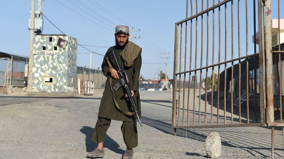 fdjokez's tweet photo. Afghanistan's Taliban forces have clashed with Iranian border guards on the frontier between the two countries. https://t.co/tZgmPFq21D