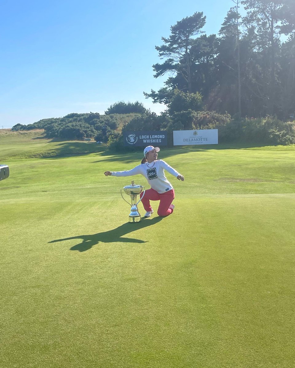 david_guthrie's tweet photo. That winning feeling !!
Awesome job by @ayaka_furue27 &amp; Mike Scott
#lochlomondmalts 
#dundonaldlinks #darwinescapes #trustgolf https://t.co/gkRYeWwArB