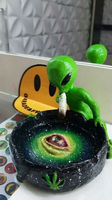 Z3N_MH's tweet photo. Just saying, i need this

*stares at pfp*

#Mmemberville #stonerfam #weedmob #cannabisculture #weed #cannabis #legalizeit #alien #theyrereal https://t.co/n4GEGj5P3O