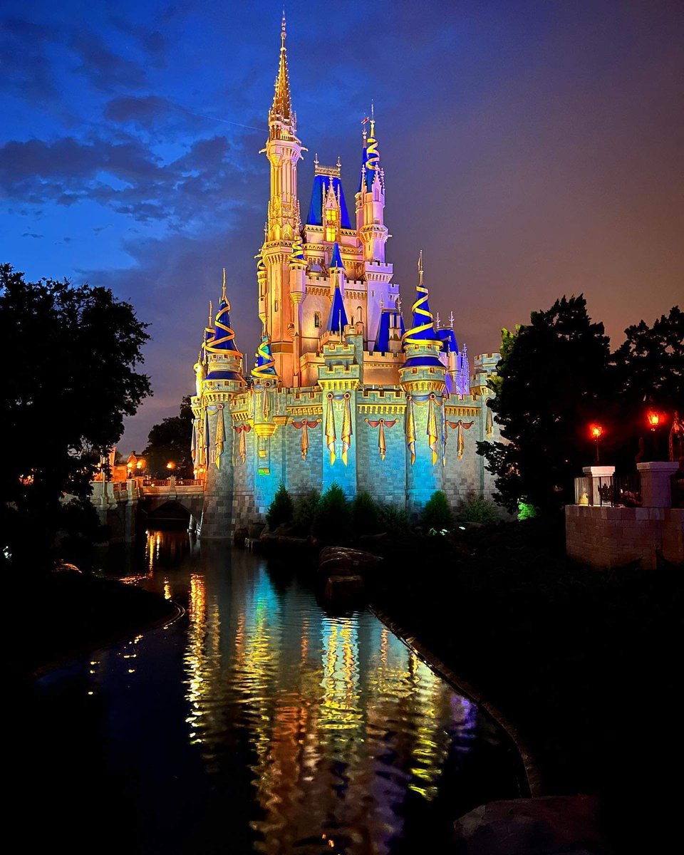 Cinderella Castle after the rain! No filter needed. .. #cinderellacastle #disneyworld50 #disneyworld50thanniversary #wdw #waltdisney #disneylife #magickingdom #disney #disneyparks #disneymagic #disneyfan #waltdisneyworld #disneyig #wdw50 #mickeymouse #disneyworld #disneystyle