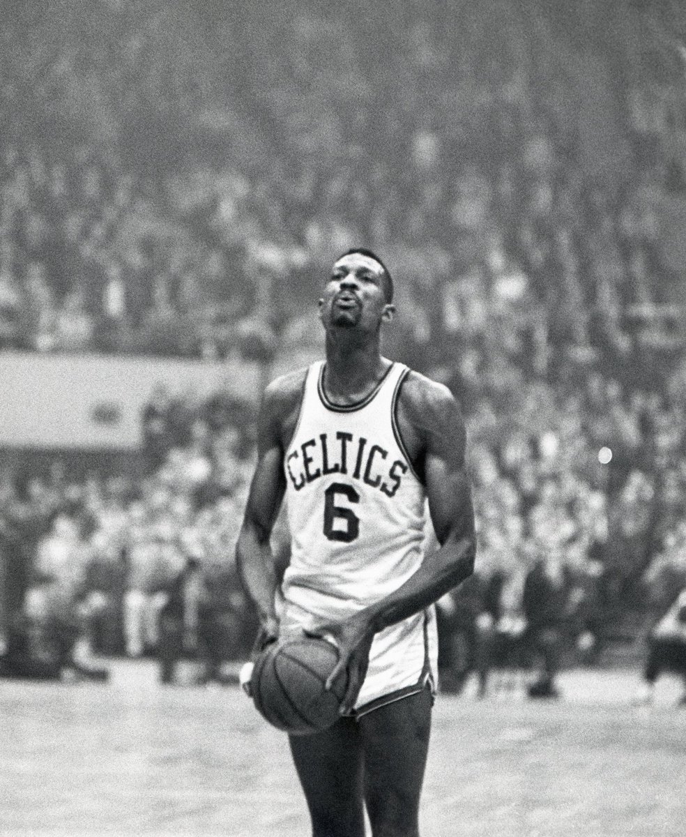 PlayersTribune's tweet photo. Rest in peace, Bill Russell. ❤️ https://t.co/53MmShEk8p