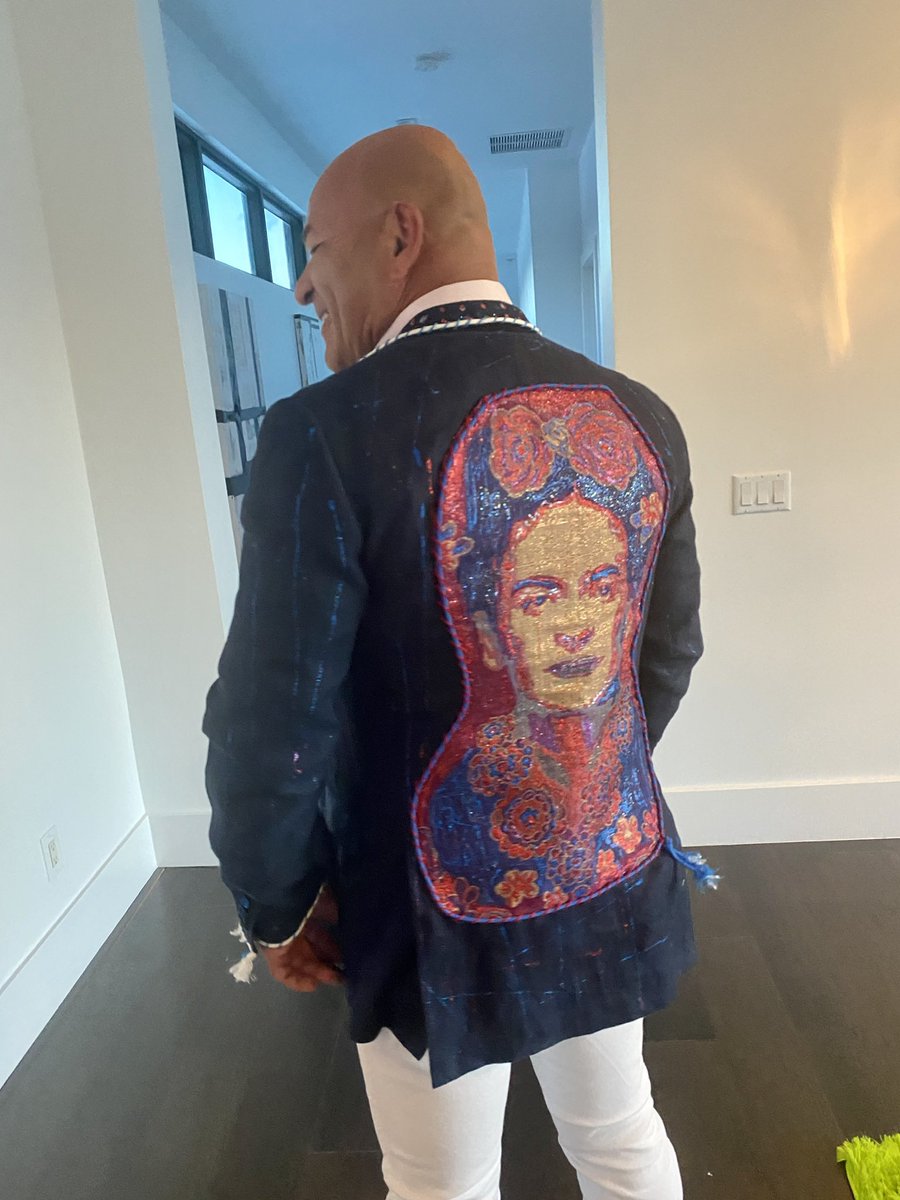 drgabbypelicci's tweet photo. We did it! My amazing @FridaKNFT team threw an EPIC launch party 🔥🔥🔥 So grateful for everyone’s heart and hard work. “Feet, what do I need them for if I have wings to fly.” Frida Kahlo #NFTparty #fridakhalo #fridanft  @darthv83r @DrasenDeFi @melikea @MamaMetaverse https://t.co/Ty4ji2oFAZ