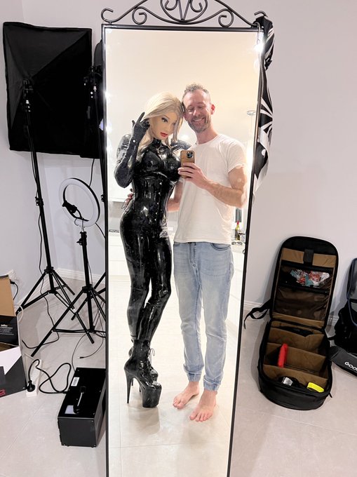 ok we shooting 📸 💃 https://t.co/4wu32Pk7bs https://t.co/oi97bo9qOs<a href="/tag/latex"class="tags"><span>#latex</span></a><a href="/tag/feminization"class="tags"><span>#feminization</span></a><a href="/tag/crossdresser"class="tags"><span>#crossdresser</span></a><a href="/tag/crossdress"class="tags"><span>#crossdress</span></a>