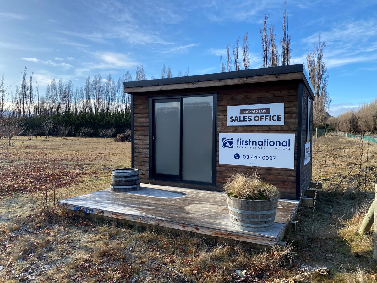 FirstNationalWK's tweet photo. Have you been to visit us at Orchard Park? A premium subdivision of 37 sections with only 12 sections remaining. Priced from $660,000 for 660m2, these sites won’t last long. #realestatewanaka #sectionforsale #propertiesforsaleinwanaka #wanaka #fnwanaka @FirstNationalRE https://t.co/RbB99AUdDy