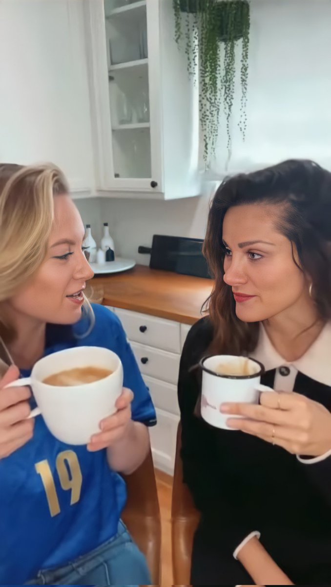 ann_smt's tweet photo. they're so cute🥰🥺
#DanielleSavre #StefaniaSpampinato https://t.co/ZmO0PzNfxz