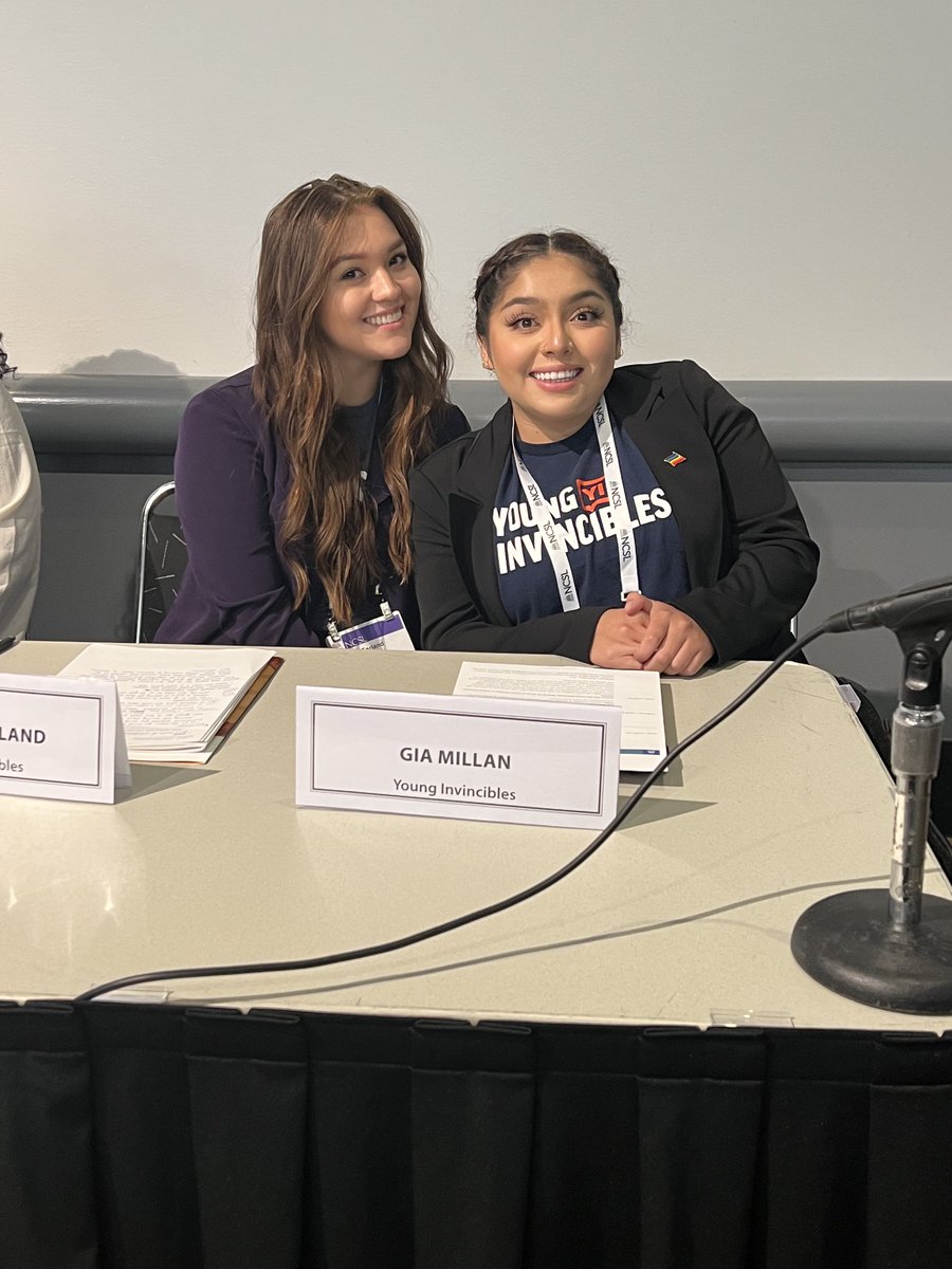 StaronSarah's tweet photo. I’m so proud of our #YICO advocates Sera and Gia for sitting on a lived experience panel on the impact of student debt at the ⁦@NCSLorg⁩ Youth and Young Adult Leader Summit at #NCSLsummit ⁦@YoungInvincible⁩ #copolitics https://t.co/rT984T0dK8