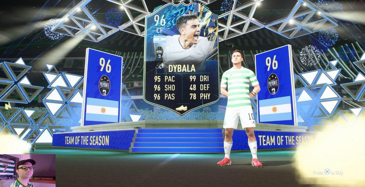 Tolando77's tweet photo. 11 wins once again!!!!! Cmonnnnnnnn
Let's gooooooooooo ๐ฆถ ๐ฎ ๐ฆถ
My 2 picks were terrible but I did get tots Dybala out the ultimate packโ
Catch you all on Wednesday for next stream!!
Congrats to @GlasgowFIFA_ won the giveaway!!
Cheers ๐
#fifafeet #fifa22 #impossibleisnothing https://t.co/koU94vsGaz