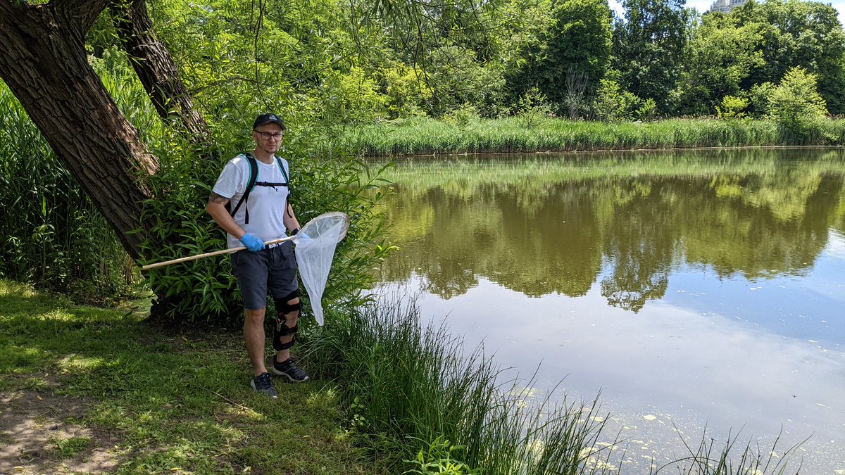 Khad_Lab's tweet photo. Last week we said goodbye to our two summer REU students: @tyceliayoung and @kozlowskikam. 

We'll miss you both! It was a pleasure to have you in the lab. 

They did tons of work on some exciting projects 🧵 https://t.co/joVjSlDJb5