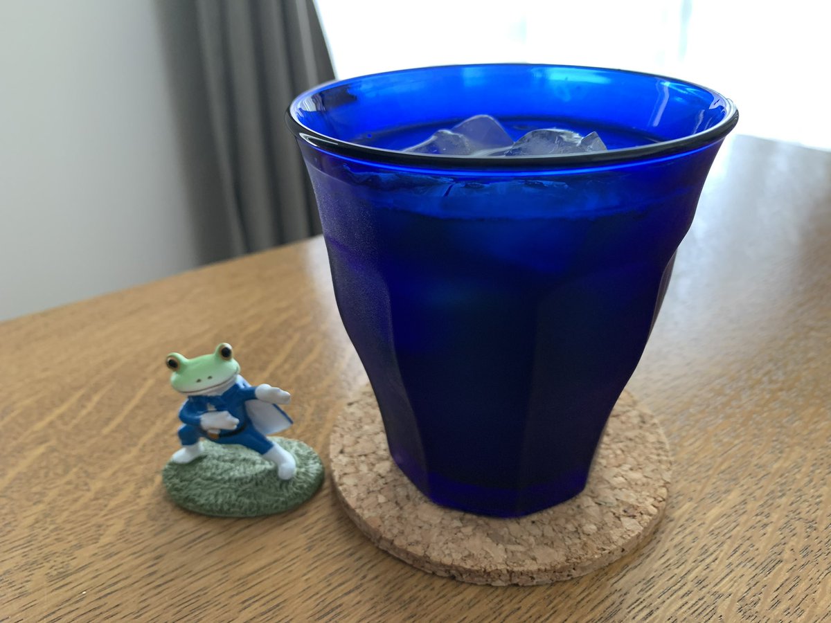 renscience1's tweet photo. おはようございます☀

寝苦しい夜が続いていますが、夏バテなど大丈夫ですか？？🥵

今日から8月🍉
今月もよろしくお願いいたします❣️

こまめに水分補給していきましょーう！ https://t.co/WnNR1srI4u