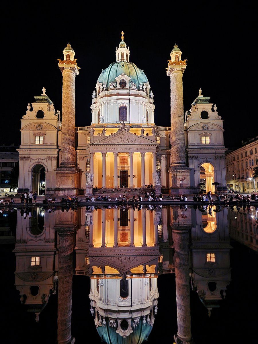 DJairportdisco's tweet photo. Vienna, Karlschurch, at night
#karlsplatzwien #karlsplatzatnight #karlschurch #karlskirche #vienna #atnight #vienna_austria #viennaatnight #illumination #chilling #nightphoto #myphoto #karlsplace https://t.co/gVsAtOwiaD