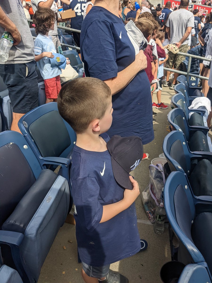 SmithPANcoach's tweet photo. Had the opportunity to take our oldest 2 boys to @Yankees Stadium today for the first time thanks to all of the girls @MHSBravesSB ❤️🥎 It was an awesome "experience" one that I hope the boys will remember forever! Thank you ladies! #foreverbrave #RepBx https://t.co/s64MRrJ12F